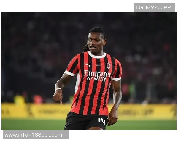 米兰与莱奥续约谈判初步接触引发球迷关注与期待 米兰与莱奥续约谈判初步接触引发球迷关注与期待